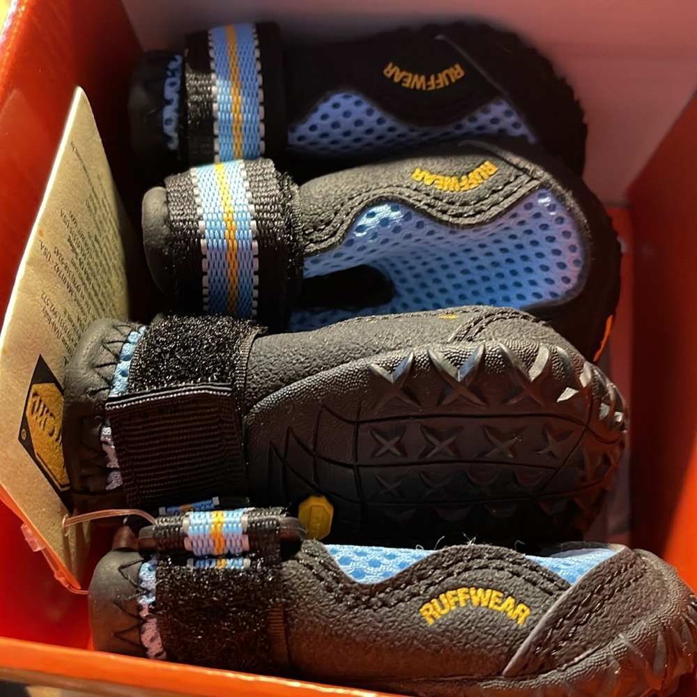 NEW Set of 4 RUFFWEAR GRIP TREX Bark’N Boots S & XS in BLUE - Vibram Soles!